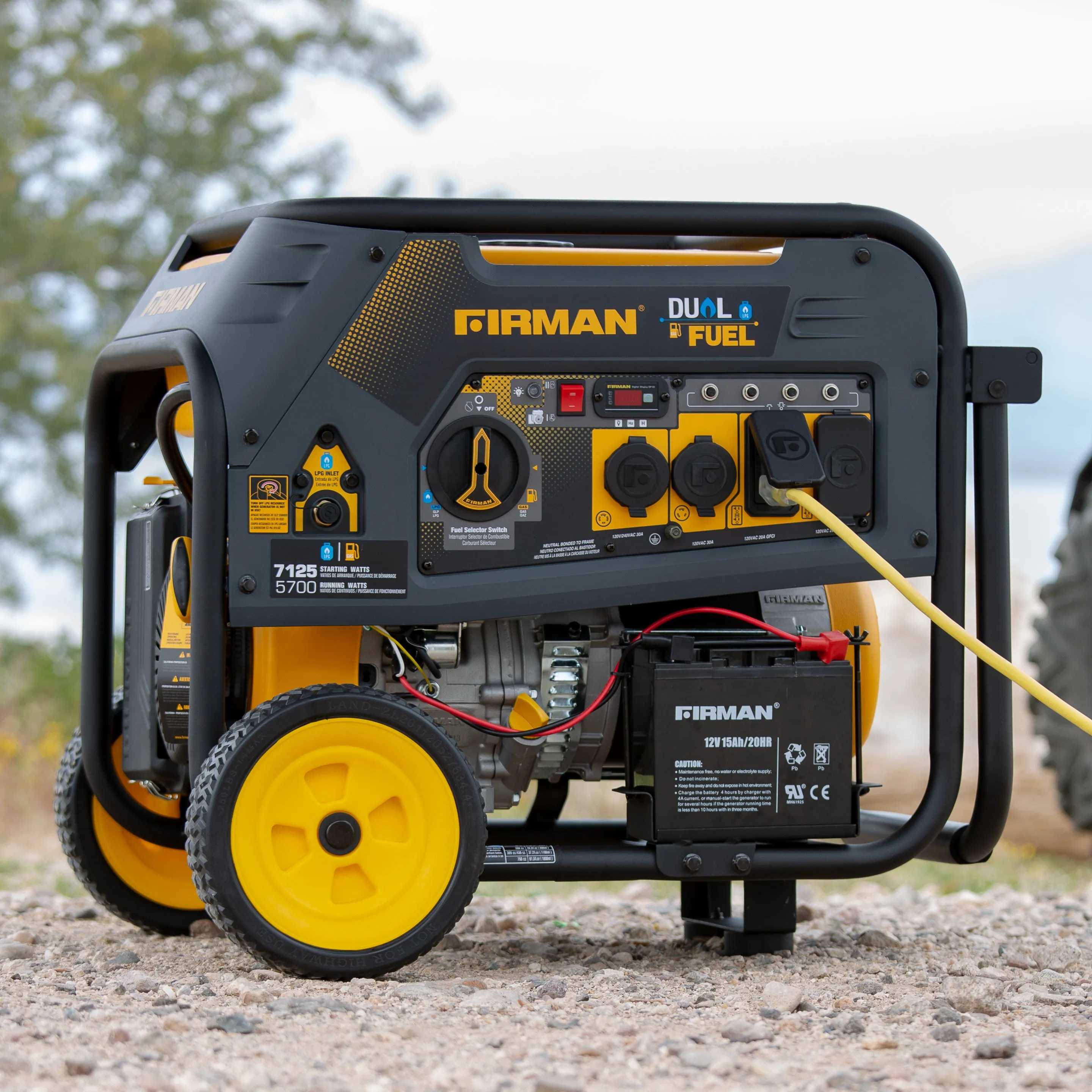 Dual Fuel Portable Generator 5700W Electric Start 120/240V