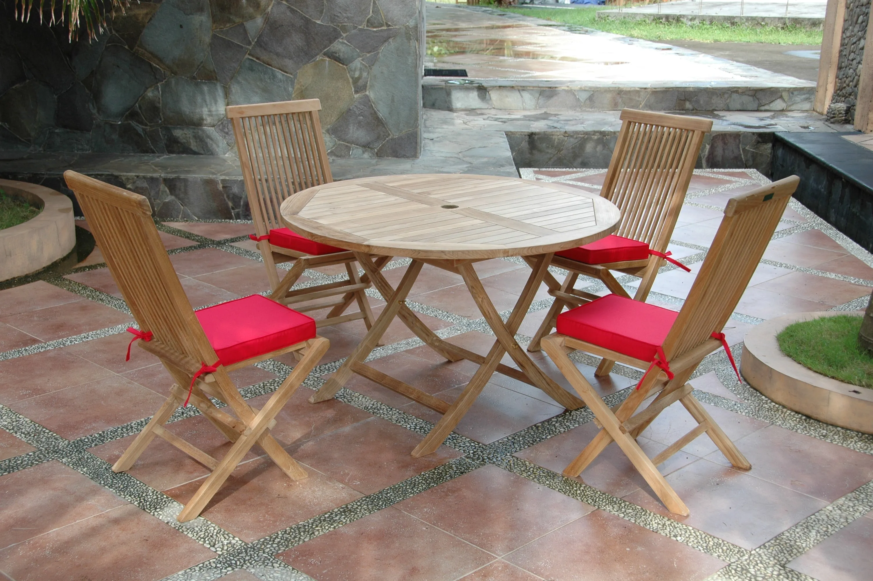 Foldable Bahama 5-Piece Dining Set, Easily Stored For Conveniences, Delivered Free in 5-9 Working Days.